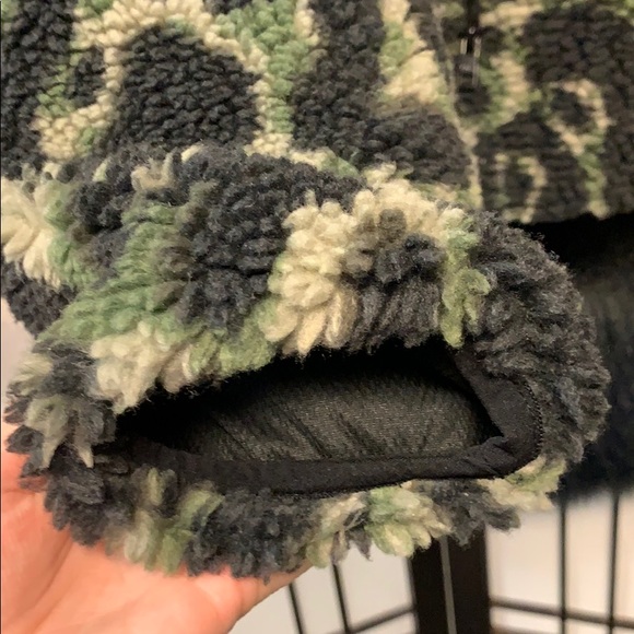 NWT TNA half zip Camo teddy - Picture 6 of 7